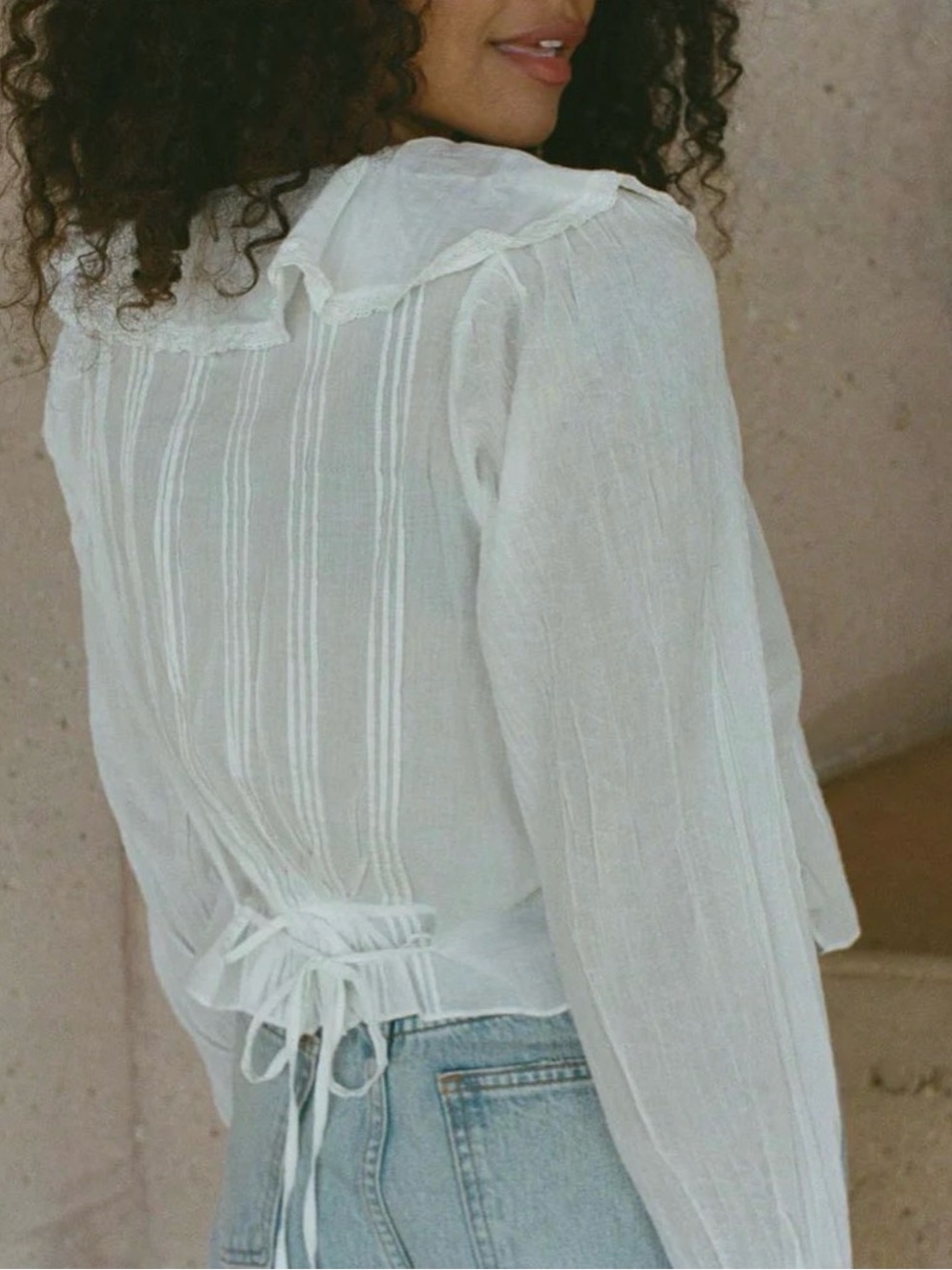 Doen White Ruffled Pintuck Button-Front Blouse - Picture 2 of 4